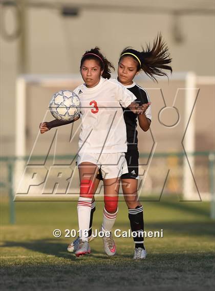 Thumbnail 1 in Lee [Robert E.] vs East Central (BAC West) photogallery.
