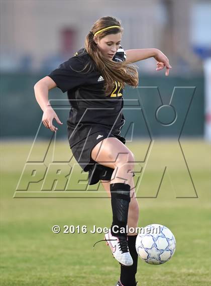 Thumbnail 1 in Lee [Robert E.] vs East Central (BAC West) photogallery.