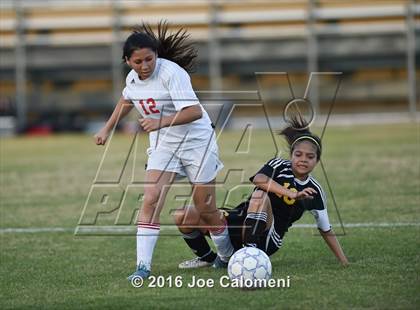 Thumbnail 3 in Lee [Robert E.] vs East Central (BAC West) photogallery.