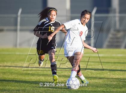 Thumbnail 3 in Lee [Robert E.] vs East Central (BAC West) photogallery.