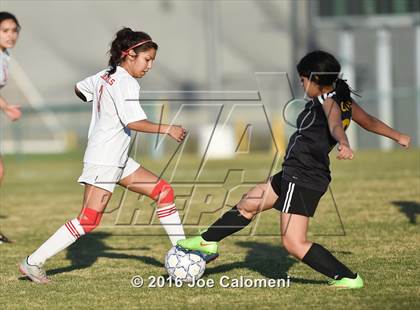 Thumbnail 1 in Lee [Robert E.] vs East Central (BAC West) photogallery.