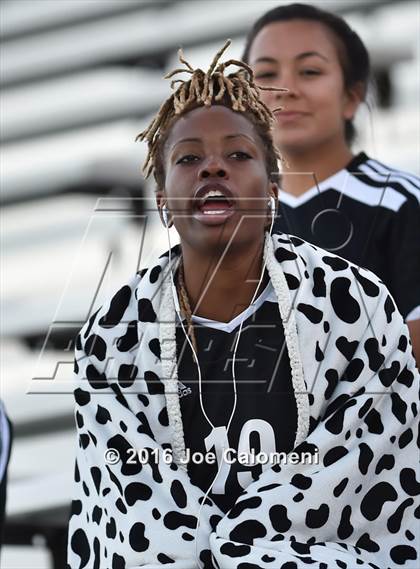 Thumbnail 2 in Lee [Robert E.] vs East Central (BAC West) photogallery.