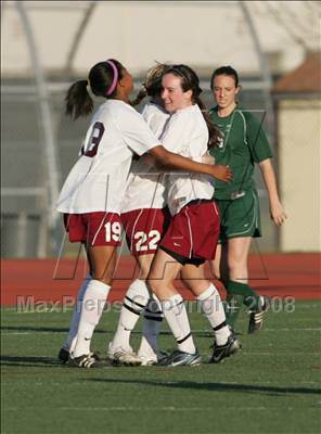Thumbnail 3 in Thousand Oaks vs. Wilson (CIF SoCal D1 Regional Final) photogallery.