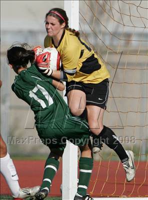 Thumbnail 1 in Thousand Oaks vs. Wilson (CIF SoCal D1 Regional Final) photogallery.