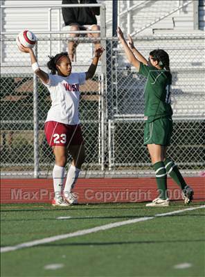 Thumbnail 3 in Thousand Oaks vs. Wilson (CIF SoCal D1 Regional Final) photogallery.