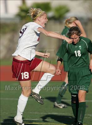 Thumbnail 3 in Thousand Oaks vs. Wilson (CIF SoCal D1 Regional Final) photogallery.
