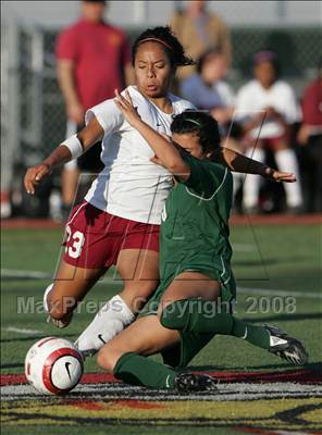 Thumbnail 1 in Thousand Oaks vs. Wilson (CIF SoCal D1 Regional Final) photogallery.