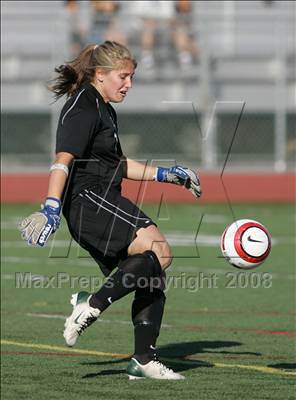 Thumbnail 3 in Thousand Oaks vs. Wilson (CIF SoCal D1 Regional Final) photogallery.