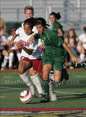 Thumbnail 3 in Thousand Oaks vs. Wilson (CIF SoCal D1 Regional Final) photogallery.