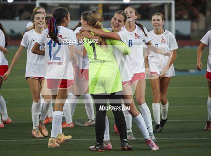 Thumbnail 3 in Los Alamitos vs San Clemente photogallery.