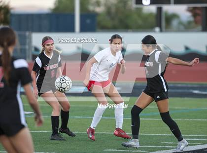Thumbnail 2 in Los Alamitos vs San Clemente photogallery.