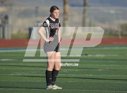 Thumbnail 3 in Los Alamitos vs San Clemente photogallery.