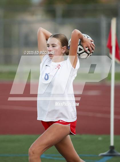 Thumbnail 2 in Los Alamitos vs San Clemente photogallery.