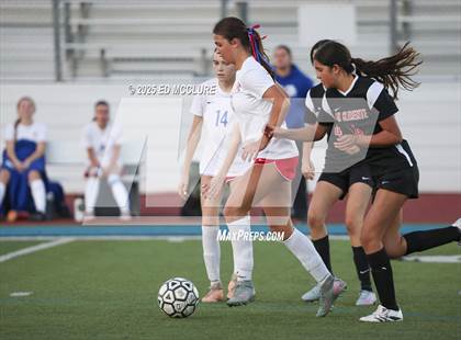 Thumbnail 1 in Los Alamitos vs San Clemente photogallery.