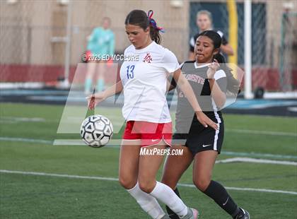 Thumbnail 3 in Los Alamitos vs San Clemente photogallery.