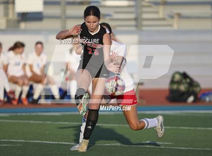 Thumbnail 1 in Los Alamitos vs San Clemente photogallery.