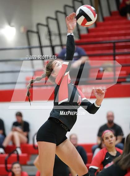 Thumbnail 3 in Circleville @ Logan Elm photogallery.