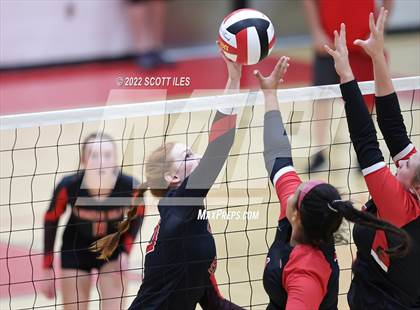 Thumbnail 1 in Circleville @ Logan Elm photogallery.