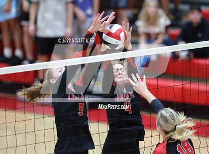 Thumbnail 1 in Circleville @ Logan Elm photogallery.