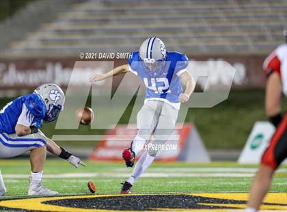 Thumbnail 1 in Lamar vs. Lutheran - MSHSAA Class 2 Show-Me Bowl photogallery.