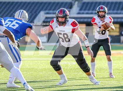 Thumbnail 2 in Lamar vs. Lutheran - MSHSAA Class 2 Show-Me Bowl photogallery.