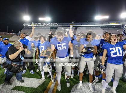 Thumbnail 3 in Lamar vs. Lutheran - MSHSAA Class 2 Show-Me Bowl photogallery.