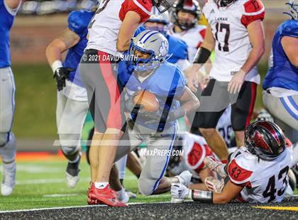 Thumbnail 1 in Lamar vs. Lutheran - MSHSAA Class 2 Show-Me Bowl photogallery.