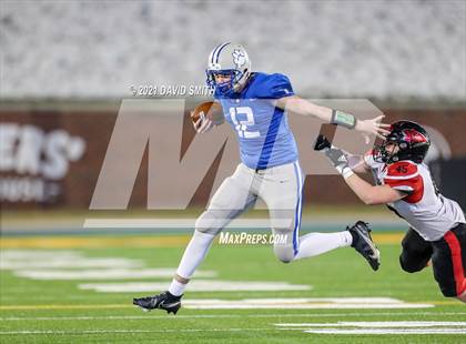 Thumbnail 1 in Lamar vs. Lutheran - MSHSAA Class 2 Show-Me Bowl photogallery.