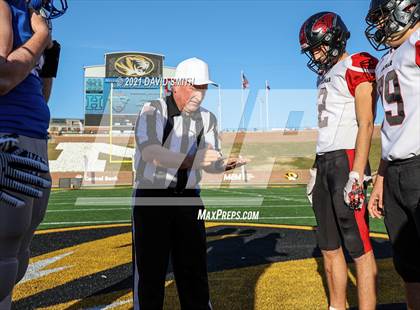 Thumbnail 1 in Lamar vs. Lutheran - MSHSAA Class 2 Show-Me Bowl photogallery.