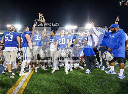 Thumbnail 1 in Lamar vs. Lutheran - MSHSAA Class 2 Show-Me Bowl photogallery.