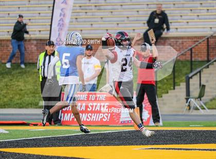 Thumbnail 1 in Lamar vs. Lutheran - MSHSAA Class 2 Show-Me Bowl photogallery.