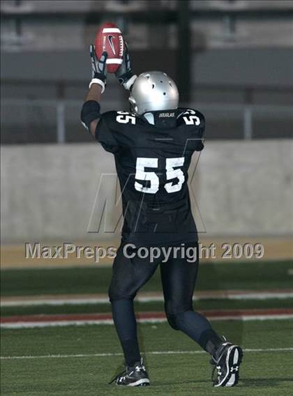 Thumbnail 1 in Fulton vs. View Park (CIF LA City Section 8-Man Final) photogallery.