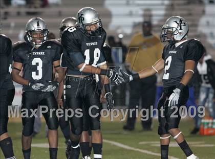 Thumbnail 2 in Fulton vs. View Park (CIF LA City Section 8-Man Final) photogallery.