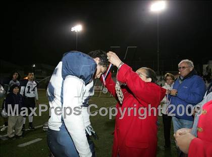 Thumbnail 2 in Fulton vs. View Park (CIF LA City Section 8-Man Final) photogallery.
