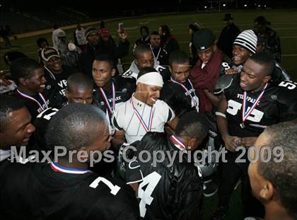 Thumbnail 1 in Fulton vs. View Park (CIF LA City Section 8-Man Final) photogallery.