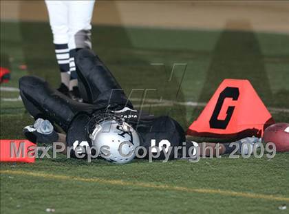 Thumbnail 1 in Fulton vs. View Park (CIF LA City Section 8-Man Final) photogallery.