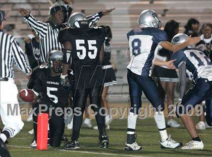 Thumbnail 3 in Fulton vs. View Park (CIF LA City Section 8-Man Final) photogallery.