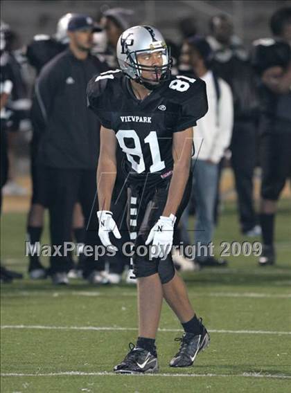 Thumbnail 2 in Fulton vs. View Park (CIF LA City Section 8-Man Final) photogallery.