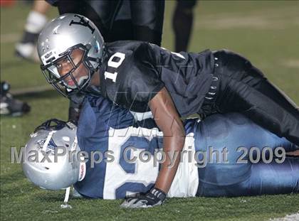 Thumbnail 3 in Fulton vs. View Park (CIF LA City Section 8-Man Final) photogallery.