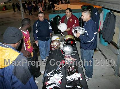 Thumbnail 1 in Fulton vs. View Park (CIF LA City Section 8-Man Final) photogallery.