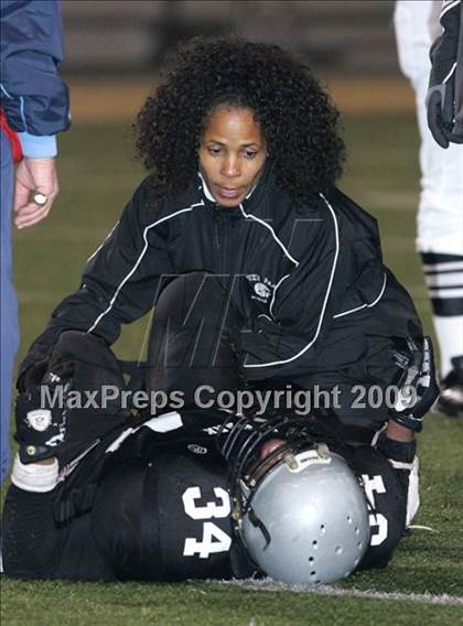 Thumbnail 3 in Fulton vs. View Park (CIF LA City Section 8-Man Final) photogallery.