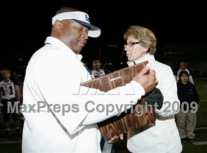 Thumbnail 1 in Fulton vs. View Park (CIF LA City Section 8-Man Final) photogallery.