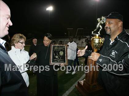 Thumbnail 2 in Fulton vs. View Park (CIF LA City Section 8-Man Final) photogallery.