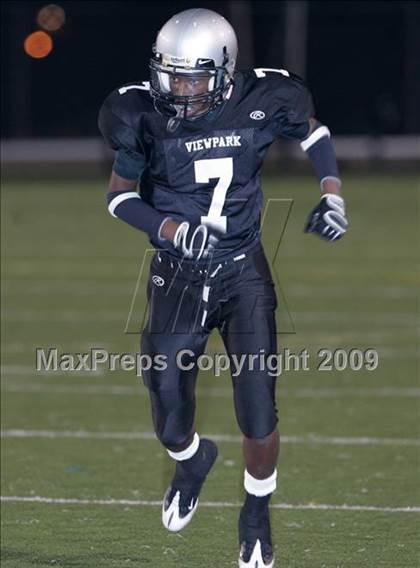 Thumbnail 2 in Fulton vs. View Park (CIF LA City Section 8-Man Final) photogallery.