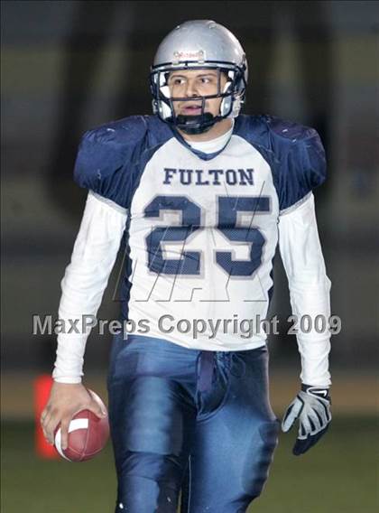 Thumbnail 3 in Fulton vs. View Park (CIF LA City Section 8-Man Final) photogallery.