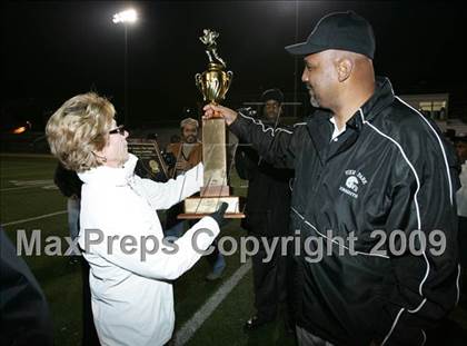 Thumbnail 1 in Fulton vs. View Park (CIF LA City Section 8-Man Final) photogallery.