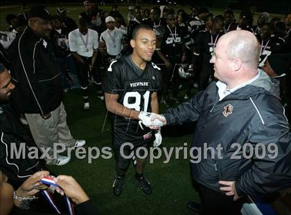 Thumbnail 2 in Fulton vs. View Park (CIF LA City Section 8-Man Final) photogallery.