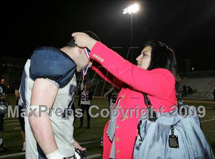 Thumbnail 3 in Fulton vs. View Park (CIF LA City Section 8-Man Final) photogallery.