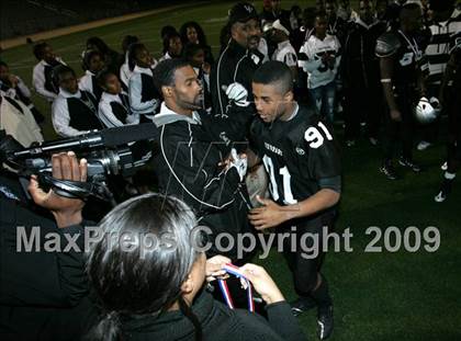 Thumbnail 3 in Fulton vs. View Park (CIF LA City Section 8-Man Final) photogallery.