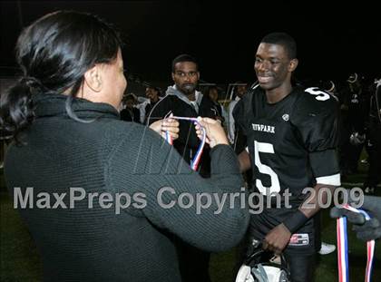 Thumbnail 1 in Fulton vs. View Park (CIF LA City Section 8-Man Final) photogallery.